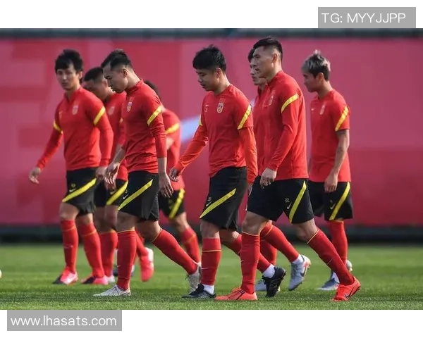 成都足球队运营革新探索：重塑品牌价值与球迷体验的全新路径